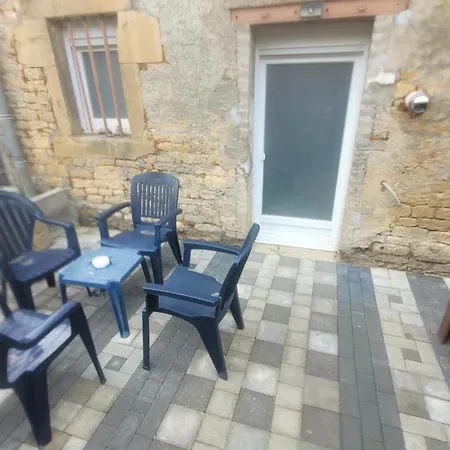 Charmant Appartement Apartamento *