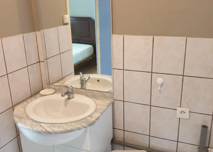 Charmant Appartement דירה *